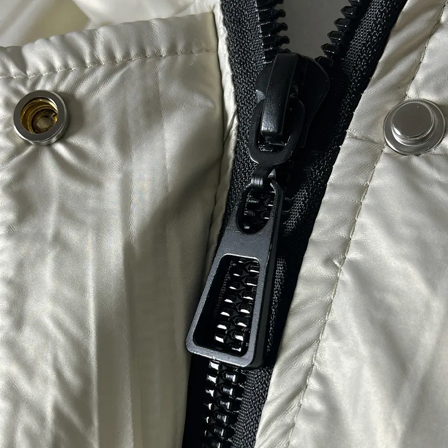 6610 1049