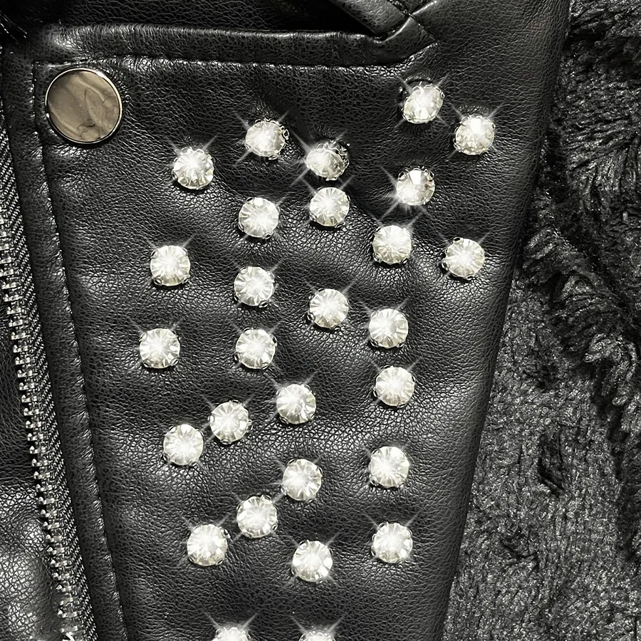 7702 1052
