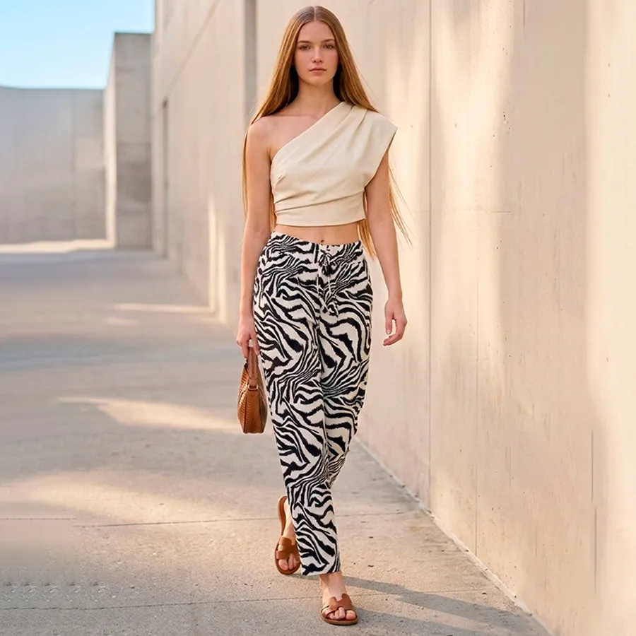 3331 PANTALON CON ESTAMPADOS 9485