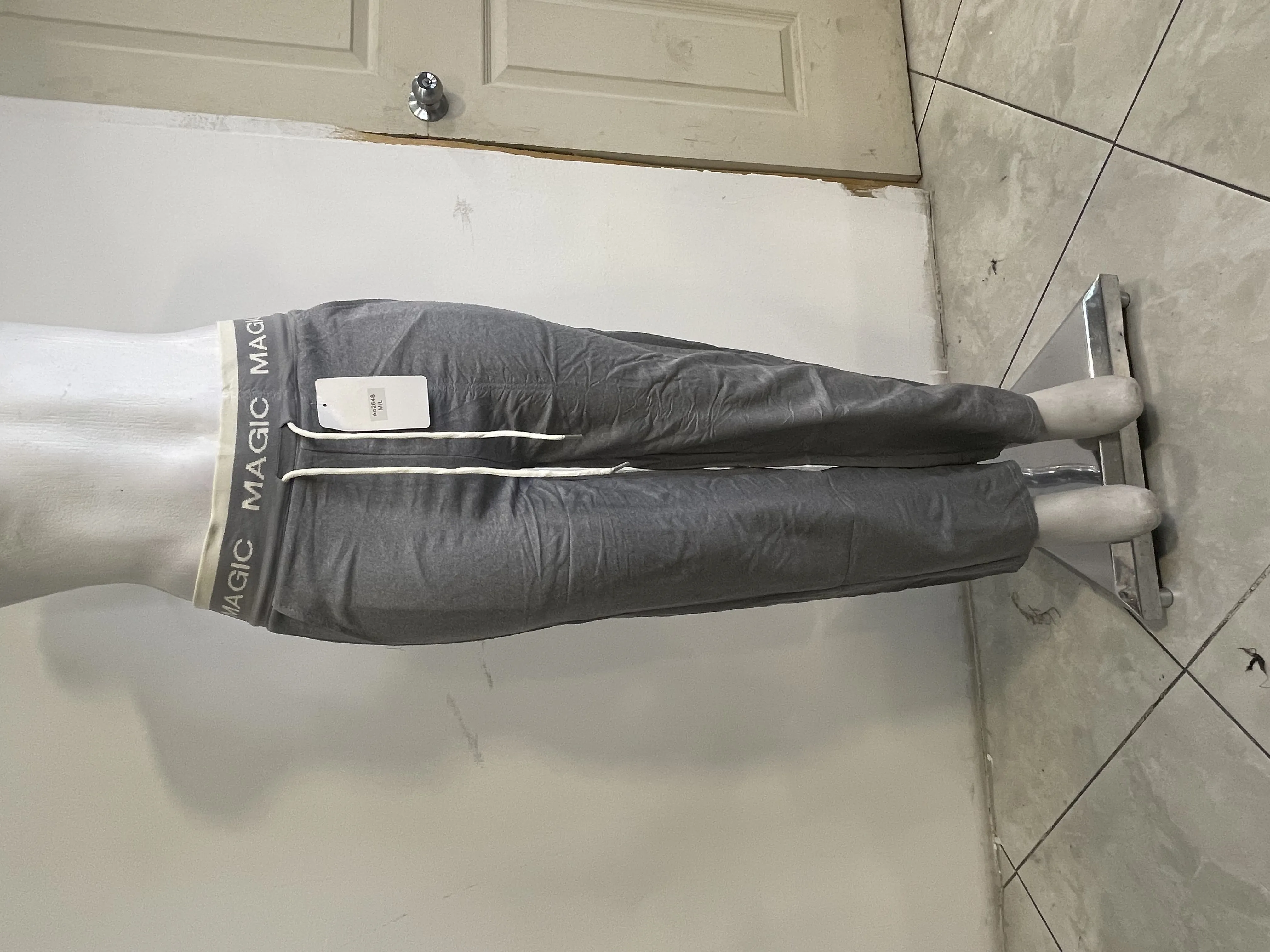 AD2648 Pantalón holgado con cintura 15817