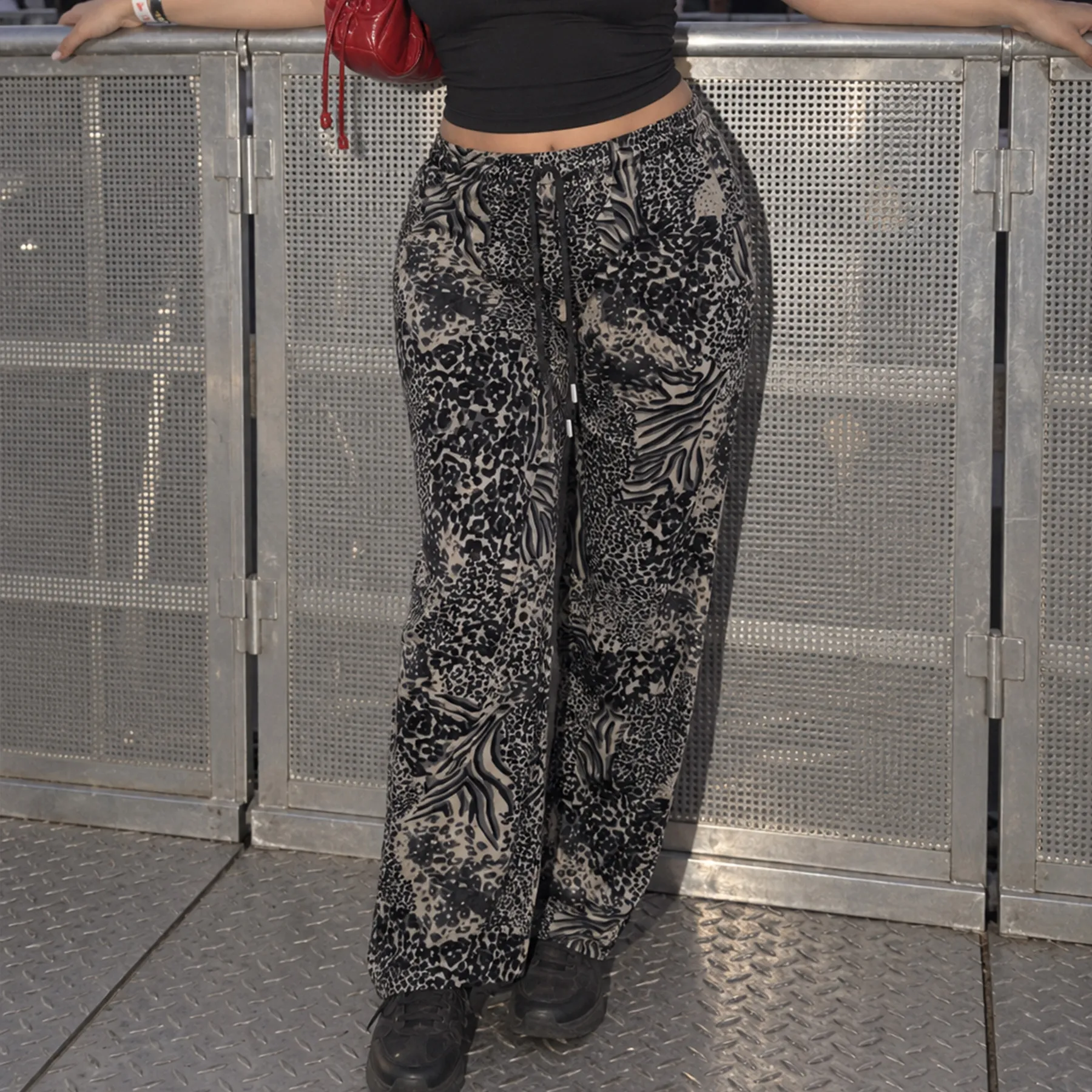 AD2622 Pantalón estampado GR.AM 15197