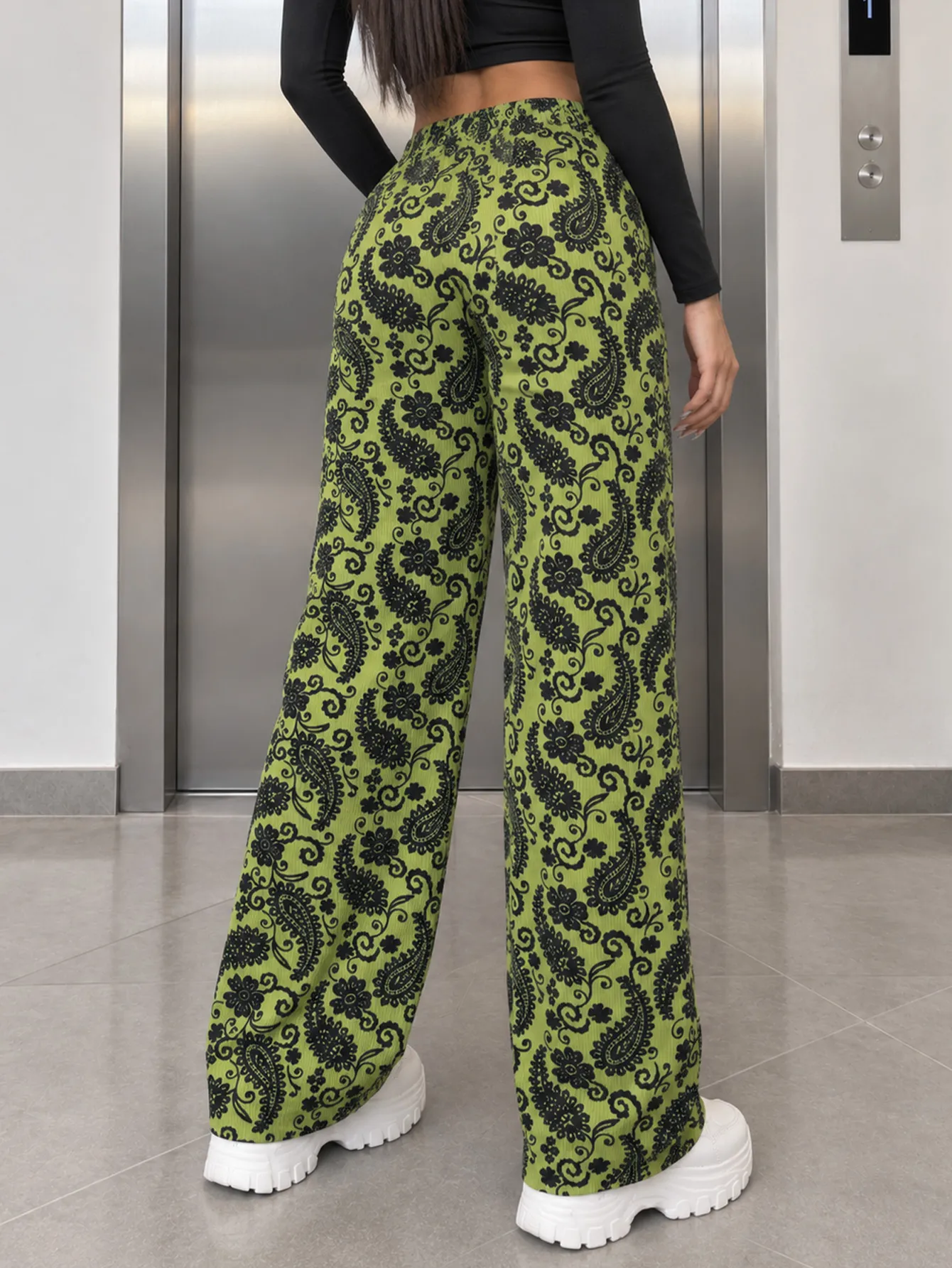 AD2621 Pantalón Holgado 15249