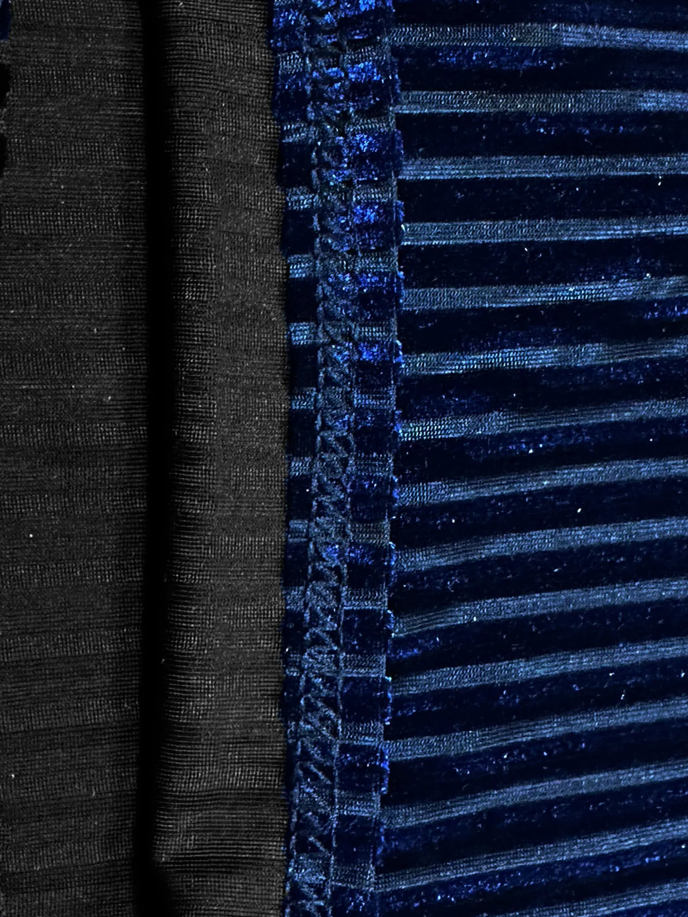 AD2511 1210